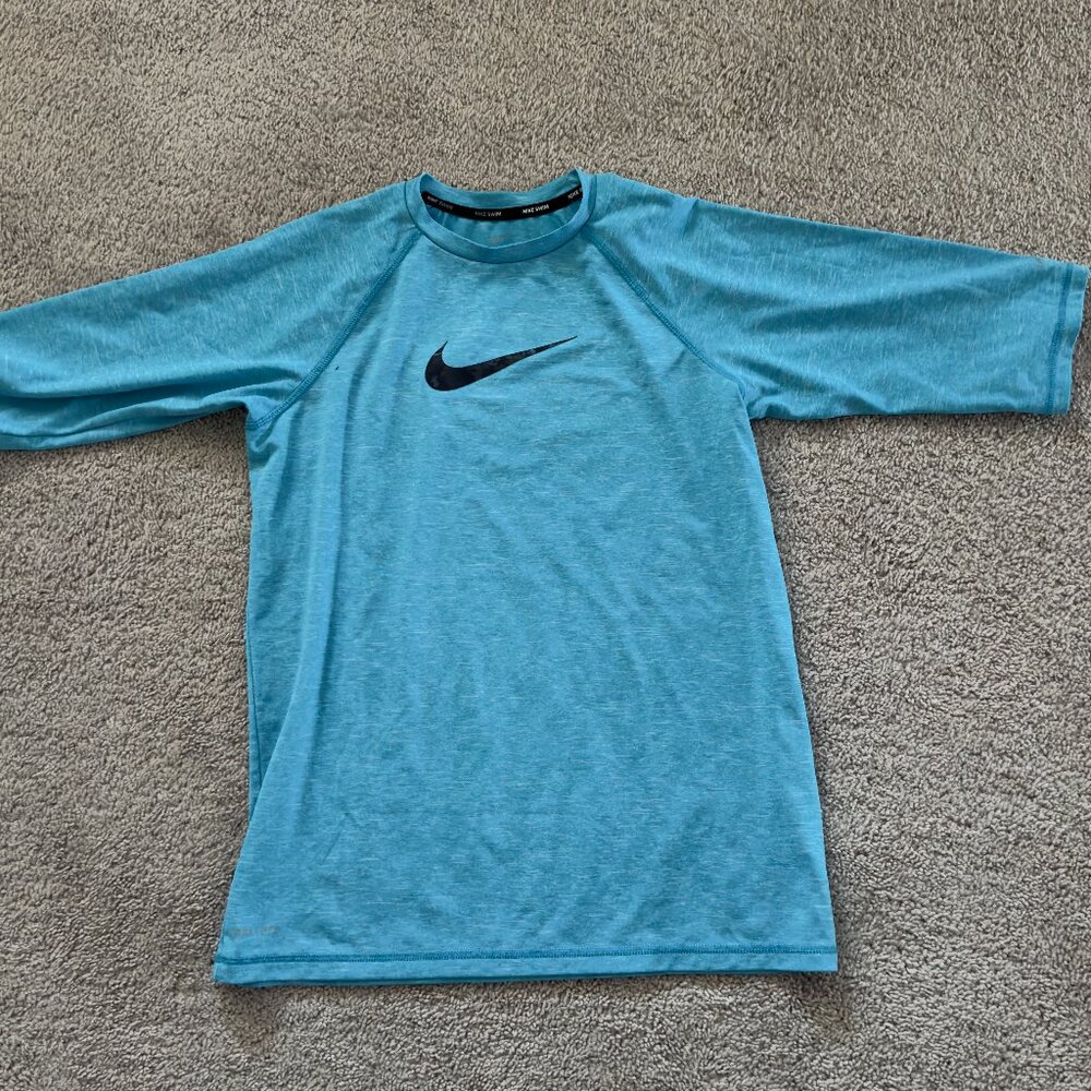 Boys Nike Dri Fit T-shirt Youth XL